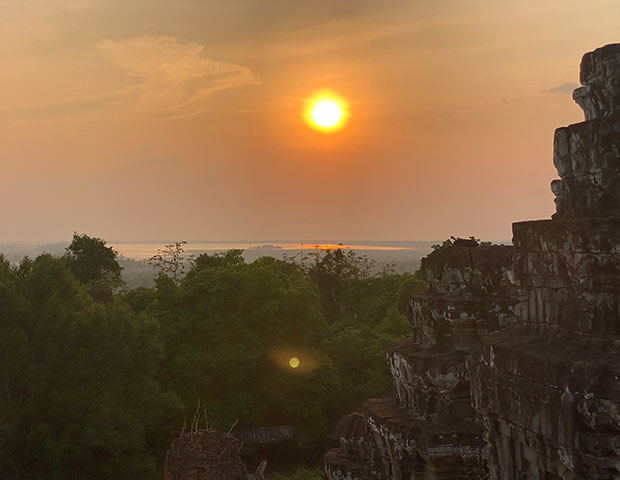 Sunset Wonders-Grand Circuit and Banteay Srei